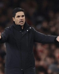 bob半岛体育app下载-七战功成！阿森纳用冠军级厚度攻克蓝黑军团，剑指双线王座荣耀