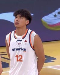 bob半岛体育官方入口-广厦扳回一城，上海男篮输在古德温体能，弗格22+4，王博用人果断
