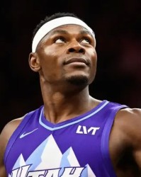 bob半岛体育app下载-希布韦出战32分钟，投篮17中12得到29分17篮板3助攻