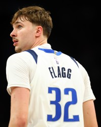 bob半岛体育app下载-火力全开！独行侠狂轰149分 全队8人得分上双